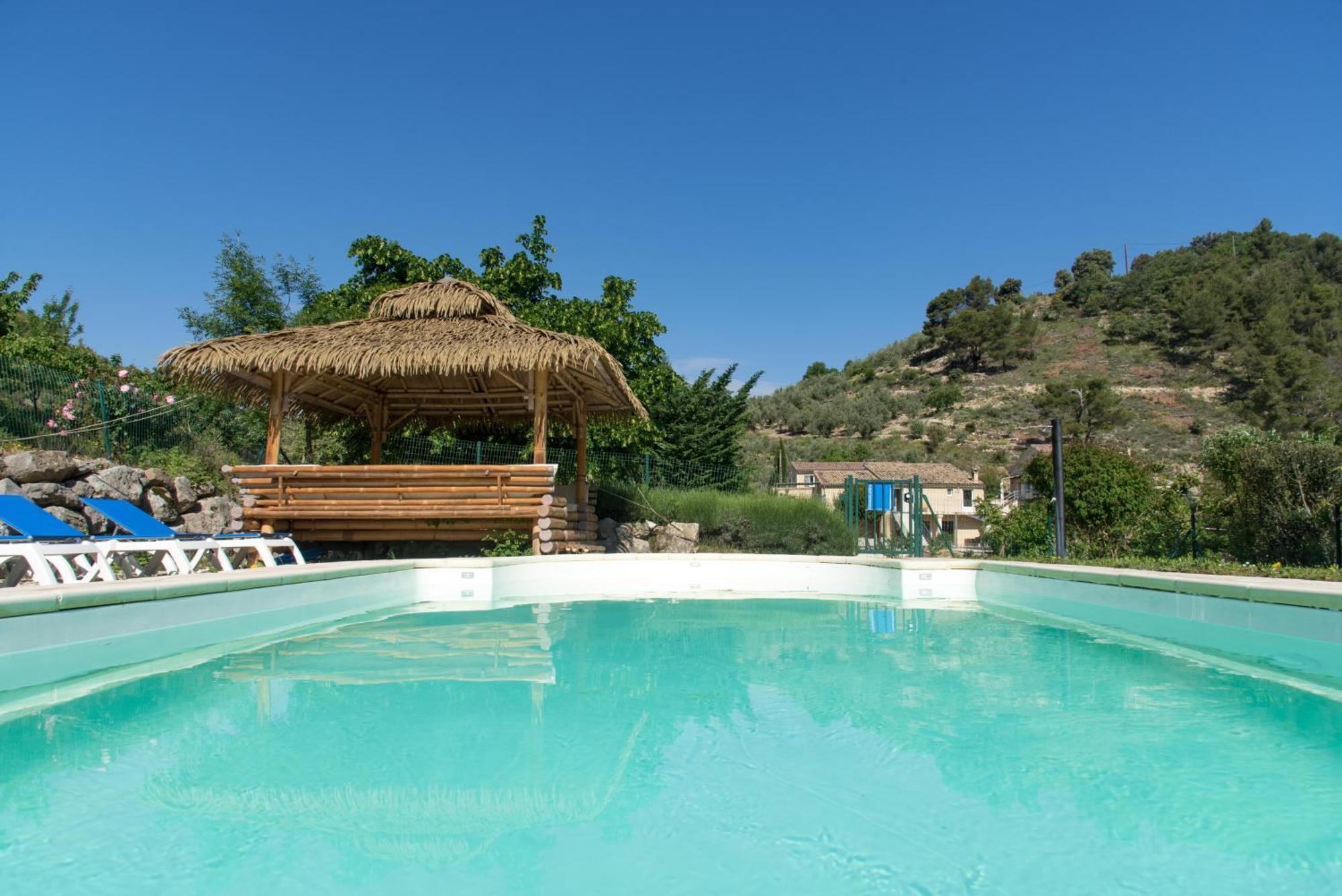 Hotel Domaine Saint Julien à Buis-les-Baronnies Extérieur photo