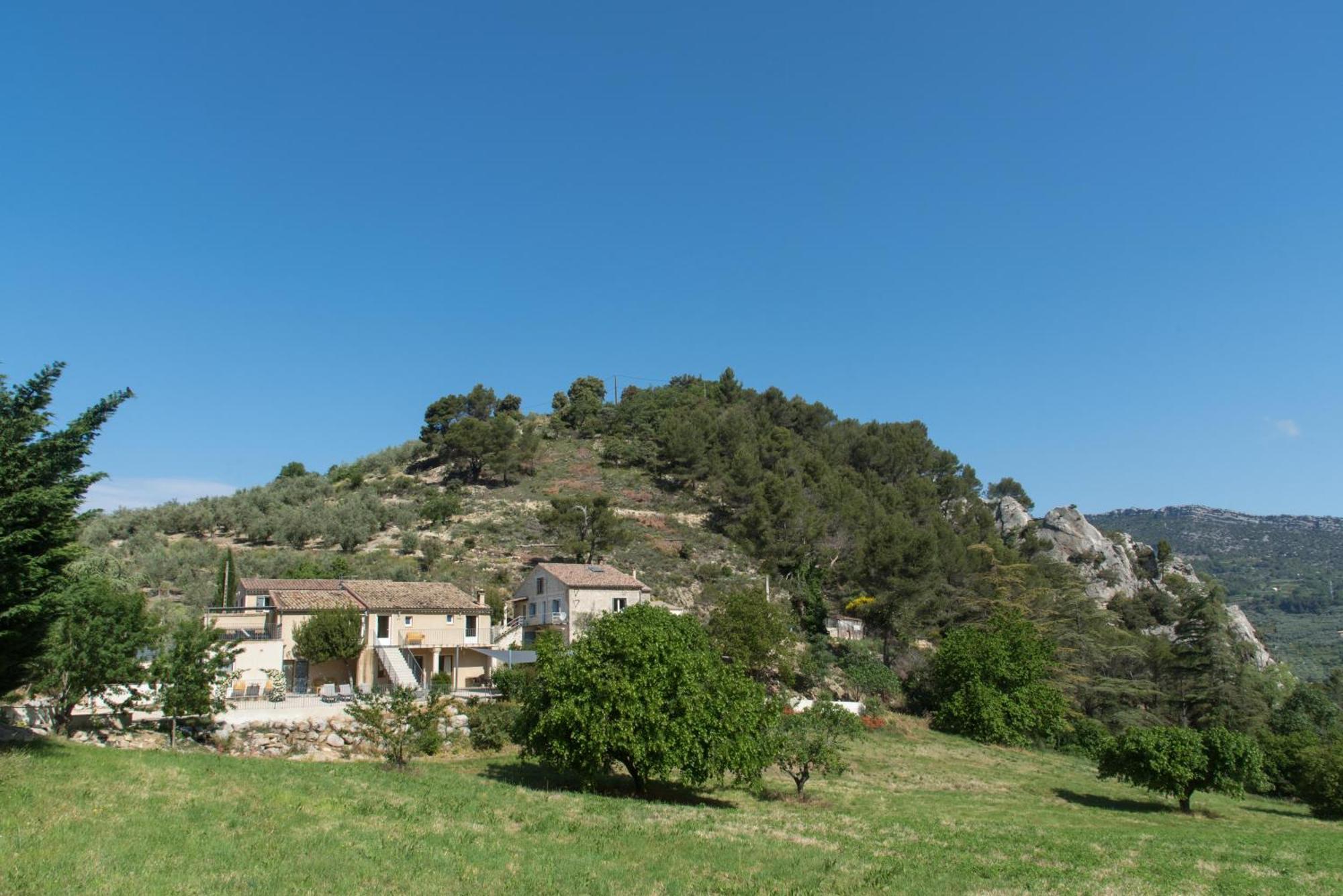 Hotel Domaine Saint Julien à Buis-les-Baronnies Extérieur photo