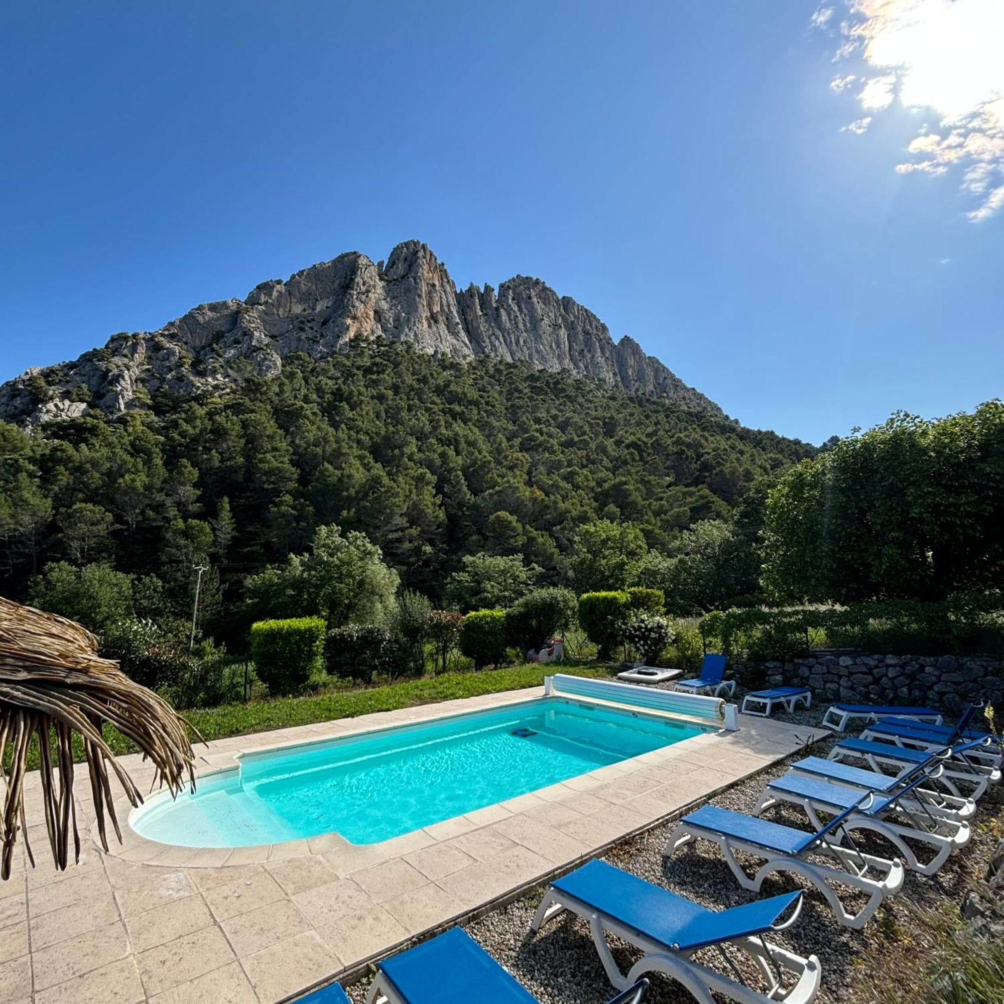 Hotel Domaine Saint Julien à Buis-les-Baronnies Extérieur photo